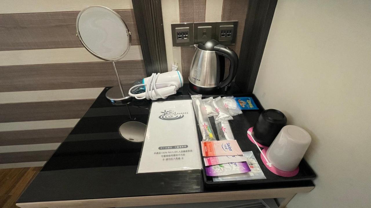 Weifeng Boutique Business Hotel - Zhanqian Branch Pingtung エクステリア 写真