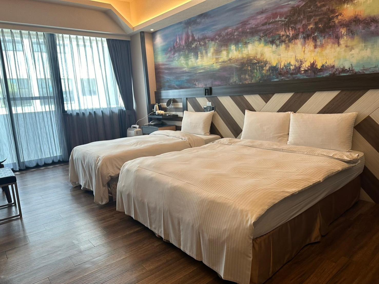 Weifeng Boutique Business Hotel - Zhanqian Branch Pingtung エクステリア 写真